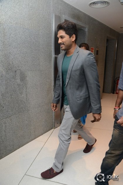 Rudramadevi-Movie-Release-Press-Meet